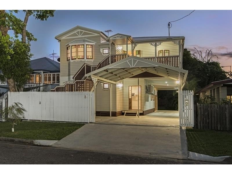 31 Cairns Street, Cairns North QLD 4870