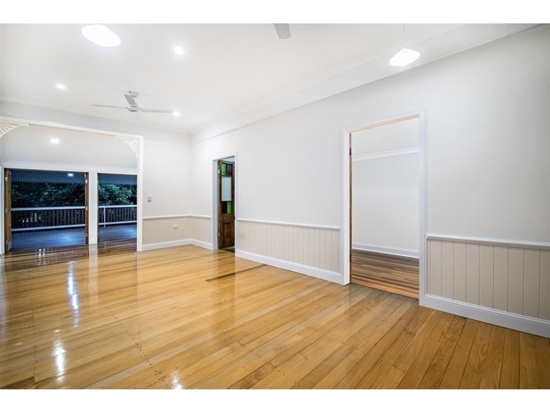 31 Cairns Street, Cairns North QLD 4870