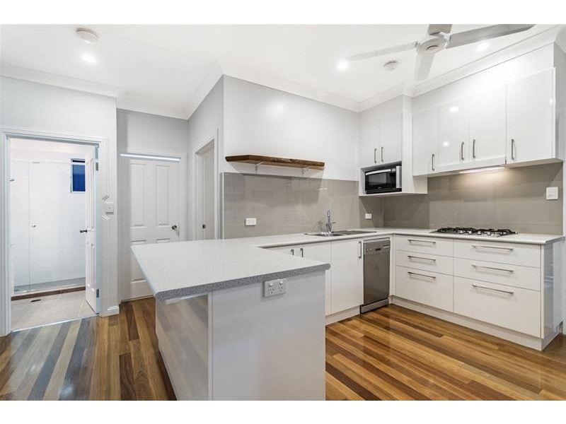 31 Cairns Street, Cairns North QLD 4870