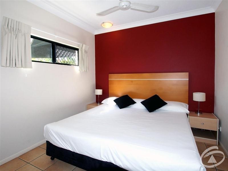 14/37-39 Digger Street, Cairns North QLD 4870