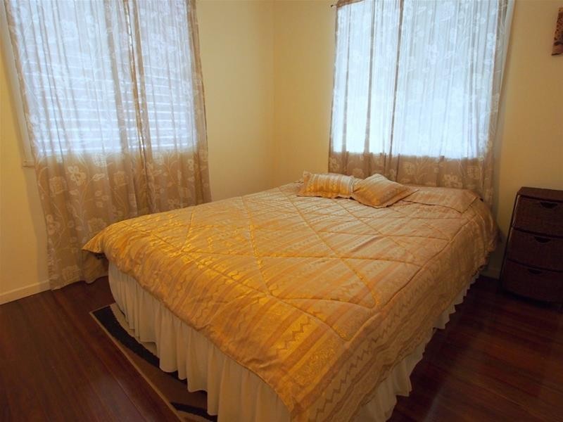 87 Mayers Street, Manoora QLD 4870