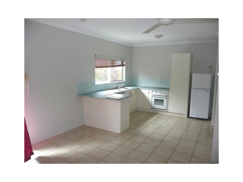 4/438 Mulgrave Road, Earlville QLD 4870