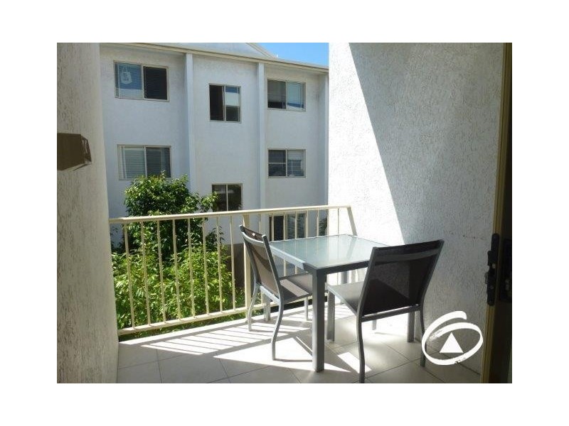 8A/210 Grafton Street, Cairns North QLD 4870