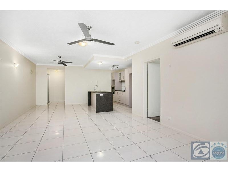 21/9-11 Mclean Street, Cairns North QLD 4870