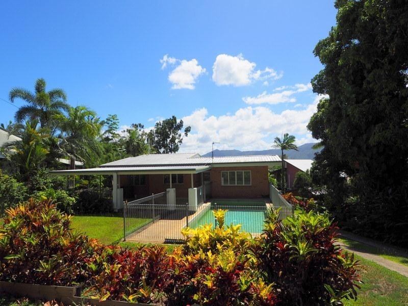 13 Ray Street, Yorkeys Knob QLD 4878