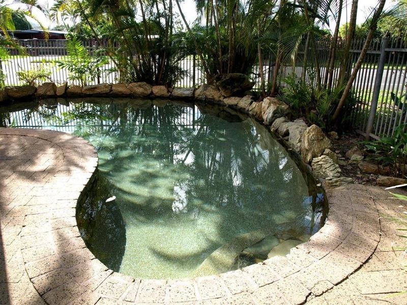 8/73-75 Toogood Road, Woree QLD 4868