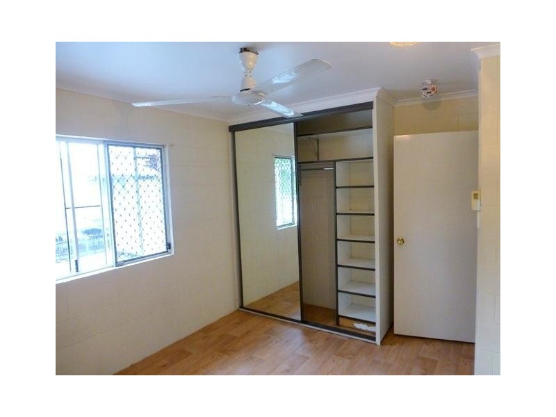 8/73-75 Toogood Road, Woree QLD 4868