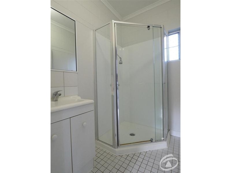 33 Tiffany Street, White Rock QLD 4868