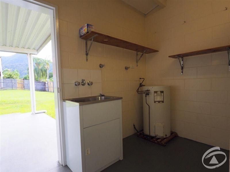 33 Tiffany Street, White Rock QLD 4868