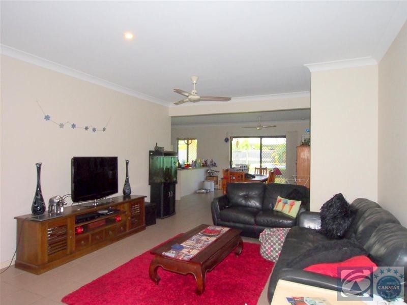 6 Rothesay Bend, Trinity Park QLD 4879