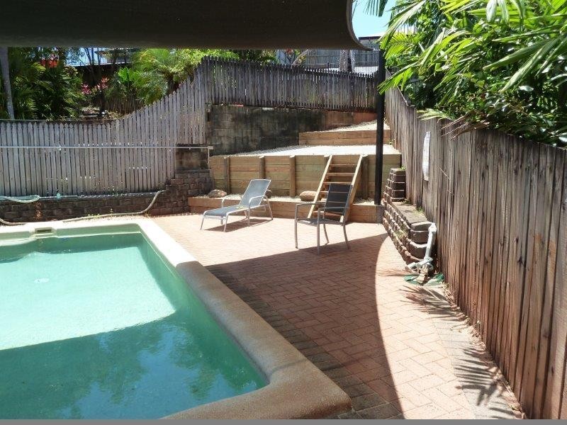 3 Wheeler Court, Brinsmead QLD 4870