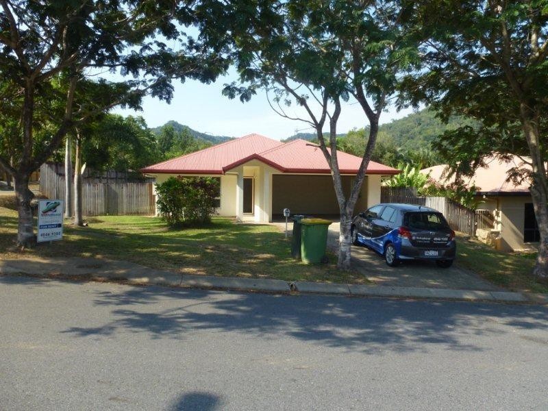 6 Gavin Hamilton Close, Redlynch QLD 4870