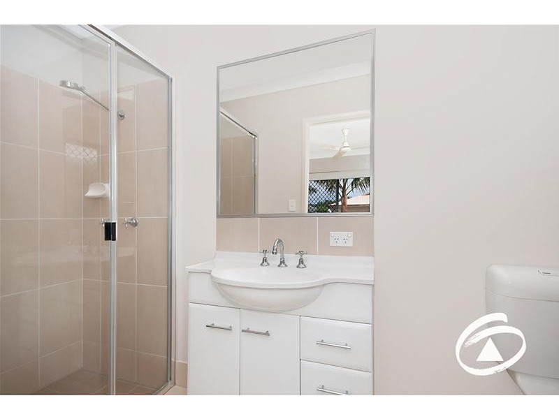 16 Goldberg Close, White Rock QLD 4868