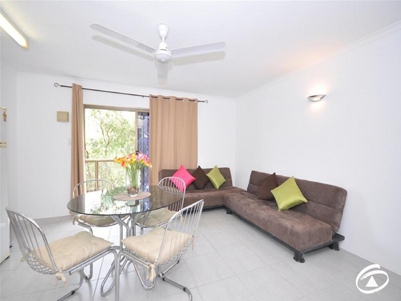 9/2 McPherson Close, Edge Hill QLD 4870