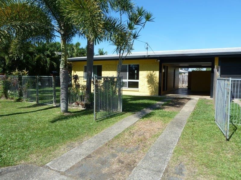 1/15 Mahogany Street, Manoora QLD 4870