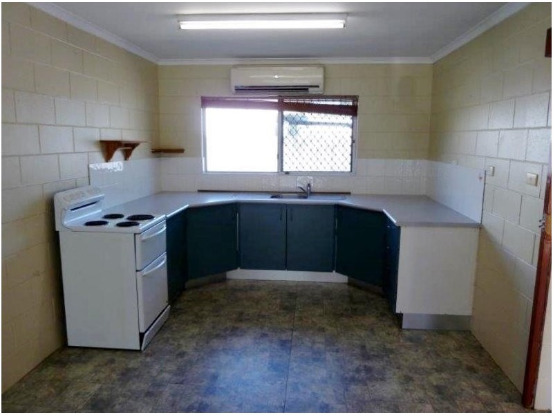 1/15 Mahogany Street, Manoora QLD 4870