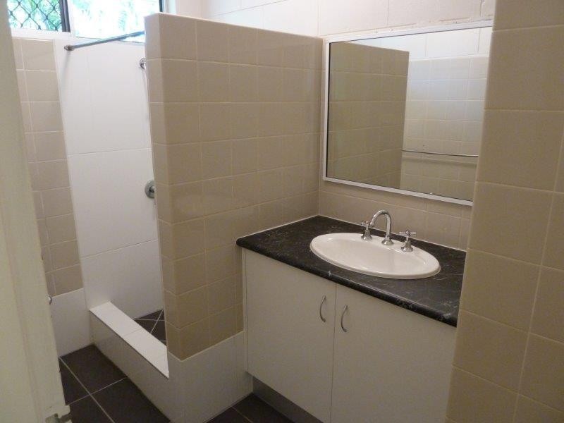 1/15 Mahogany Street, Manoora QLD 4870