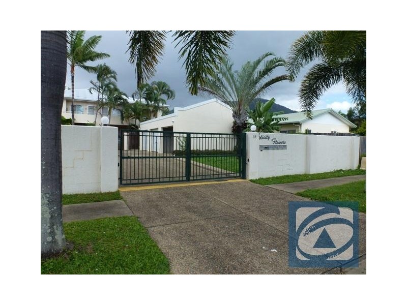 2/16 Ingham Court, Mooroobool QLD 4870