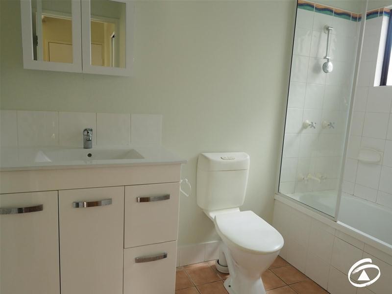 13a Rafferty Street, White Rock QLD 4868