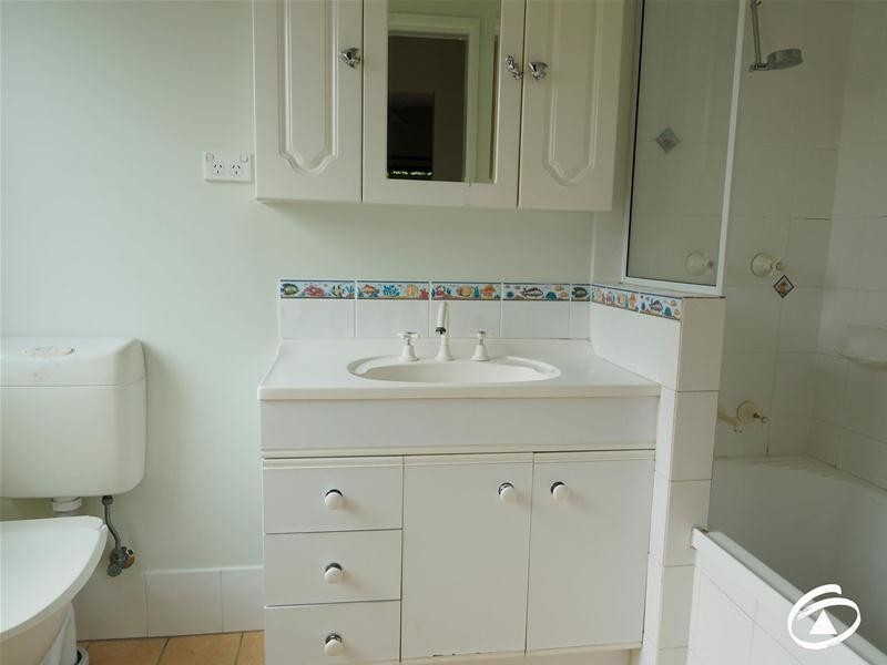 13a Rafferty Street, White Rock QLD 4868