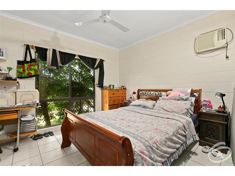 9 Lenora Close, Woree QLD 4868