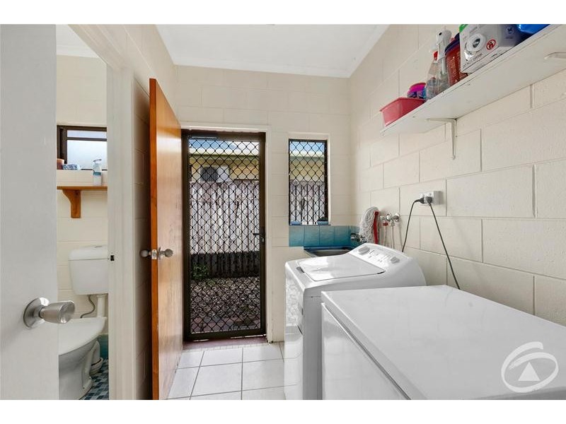 9 Lenora Close, Woree QLD 4868