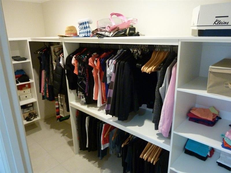 24 Rainbow Street, Kanimbla QLD 4870