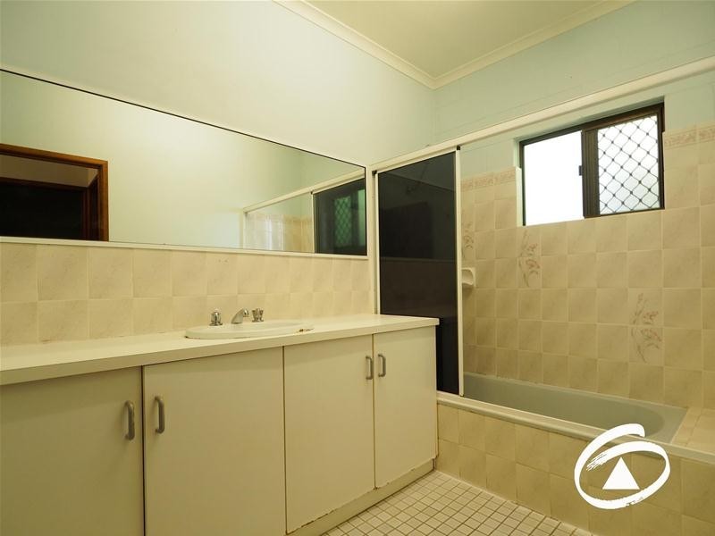 31 Brooks Street, Whitfield QLD 4870