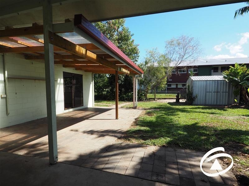 31 Brooks Street, Whitfield QLD 4870