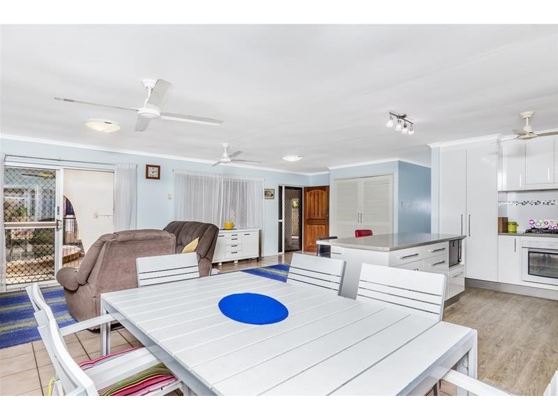 5 McKinlay Street, Whitfield QLD 4870