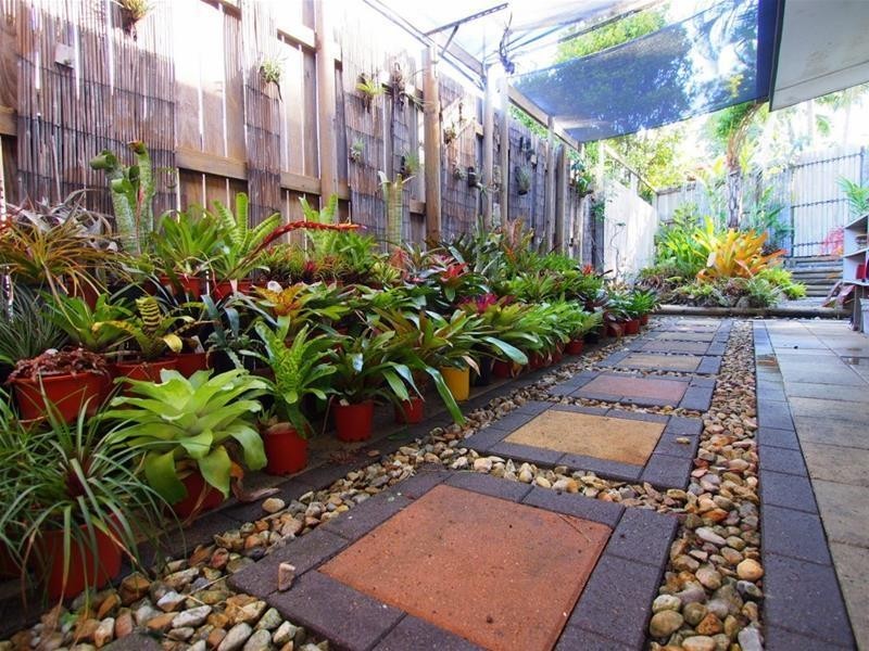 5 McKinlay Street, Whitfield QLD 4870