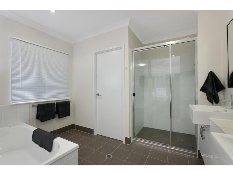 32 Jasmine Court, Kewarra Beach QLD 4879