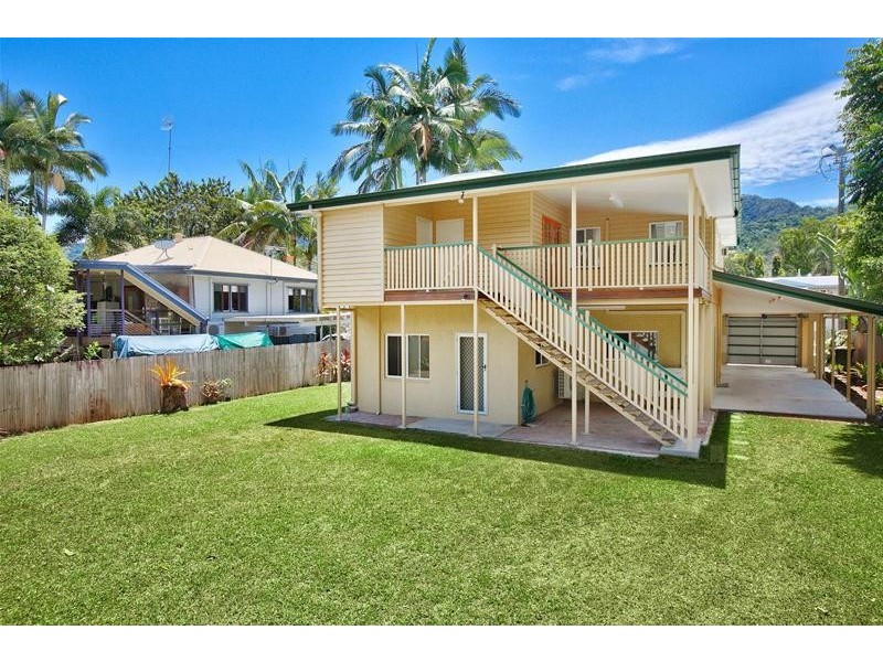 18 Gordon Street, Earlville QLD 4870