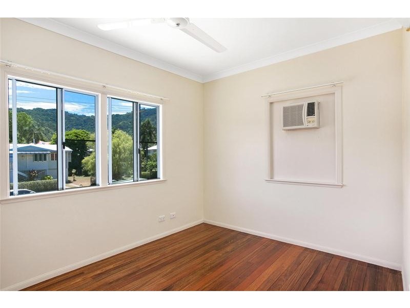 18 Gordon Street, Earlville QLD 4870