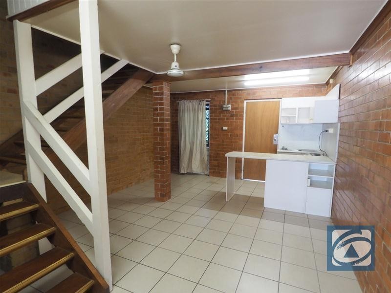 3/688 Bruce Highway, Woree QLD 4868