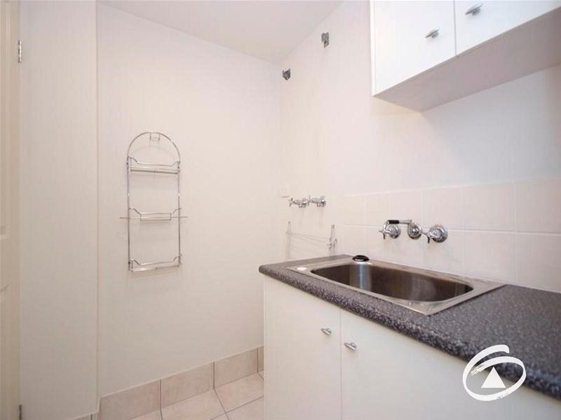 501/3 Abbott Street, Cairns City QLD 4870