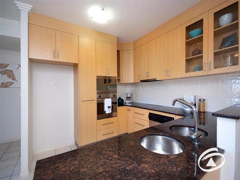 501/3 Abbott Street, Cairns City QLD 4870