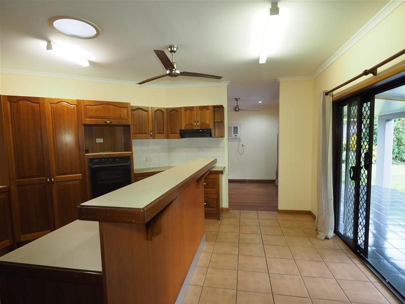 4 Ebony Street, Redlynch QLD 4870