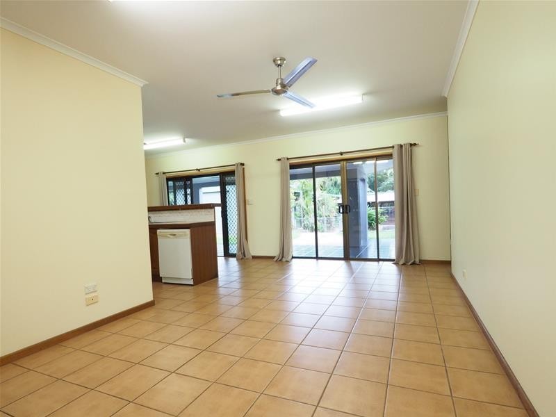 4 Ebony Street, Redlynch QLD 4870