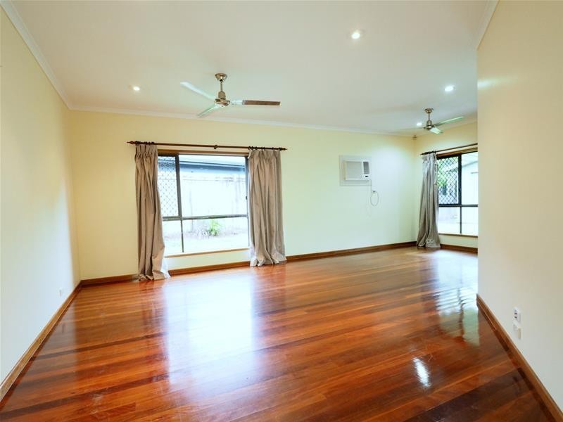 4 Ebony Street, Redlynch QLD 4870