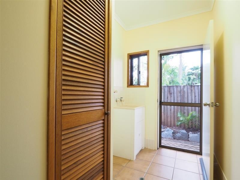 4 Ebony Street, Redlynch QLD 4870