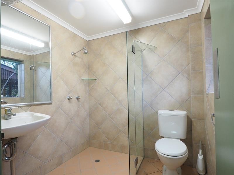 4 Ebony Street, Redlynch QLD 4870