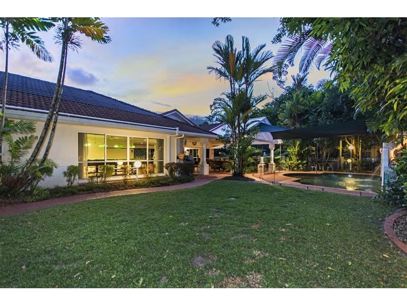 1 East Parkridge Drive, Brinsmead QLD 4870