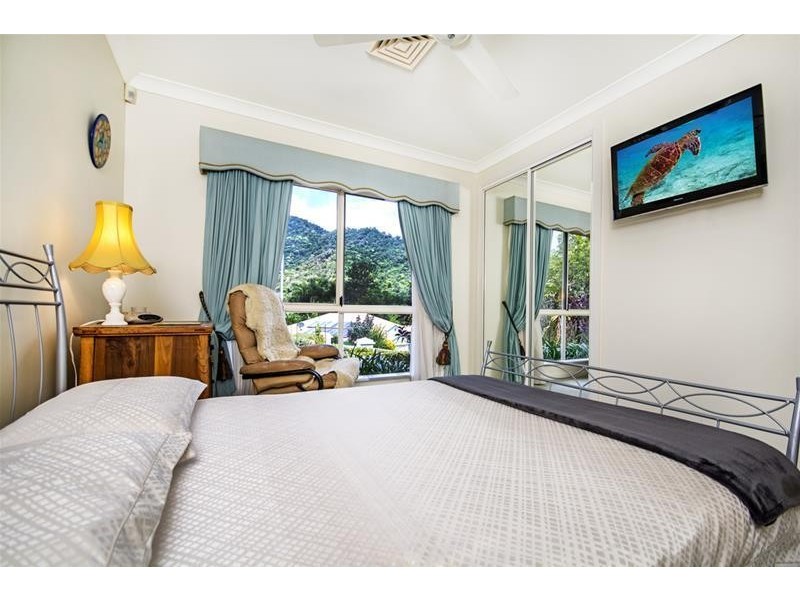 1 East Parkridge Drive, Brinsmead QLD 4870