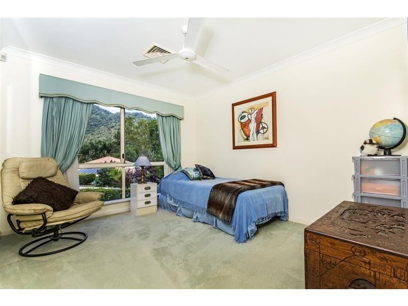 1 East Parkridge Drive, Brinsmead QLD 4870