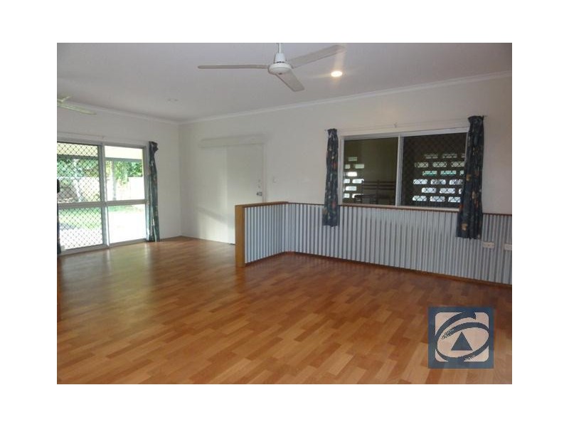 26 Mintaro Crescent, Woree QLD 4868