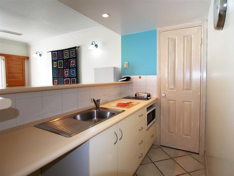 9/63 McLeod Street, Cairns City QLD 4870