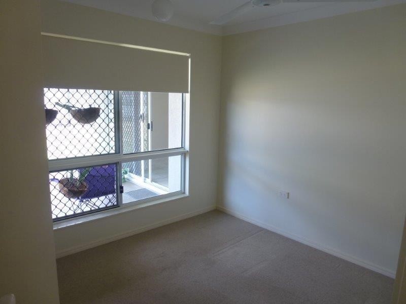 16 Piccone Drive, Bentley Park QLD 4869