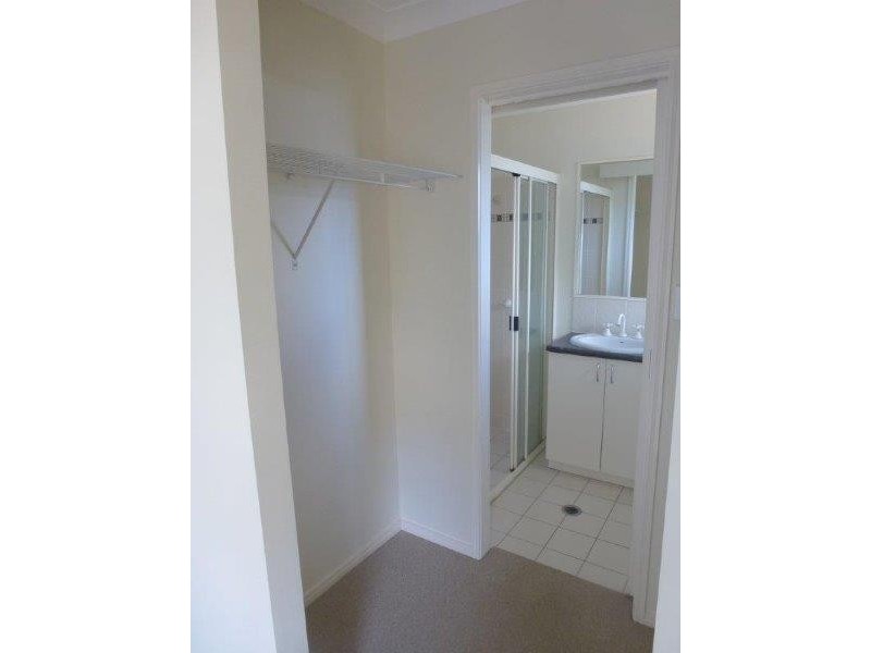 16 Piccone Drive, Bentley Park QLD 4869