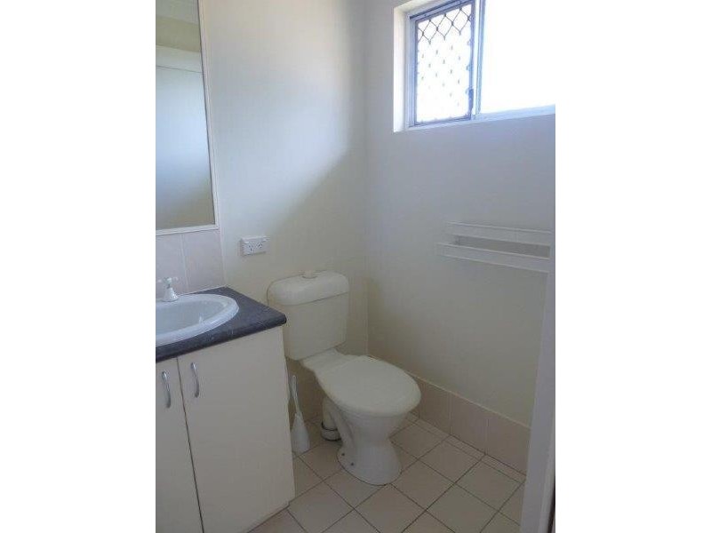 16 Piccone Drive, Bentley Park QLD 4869